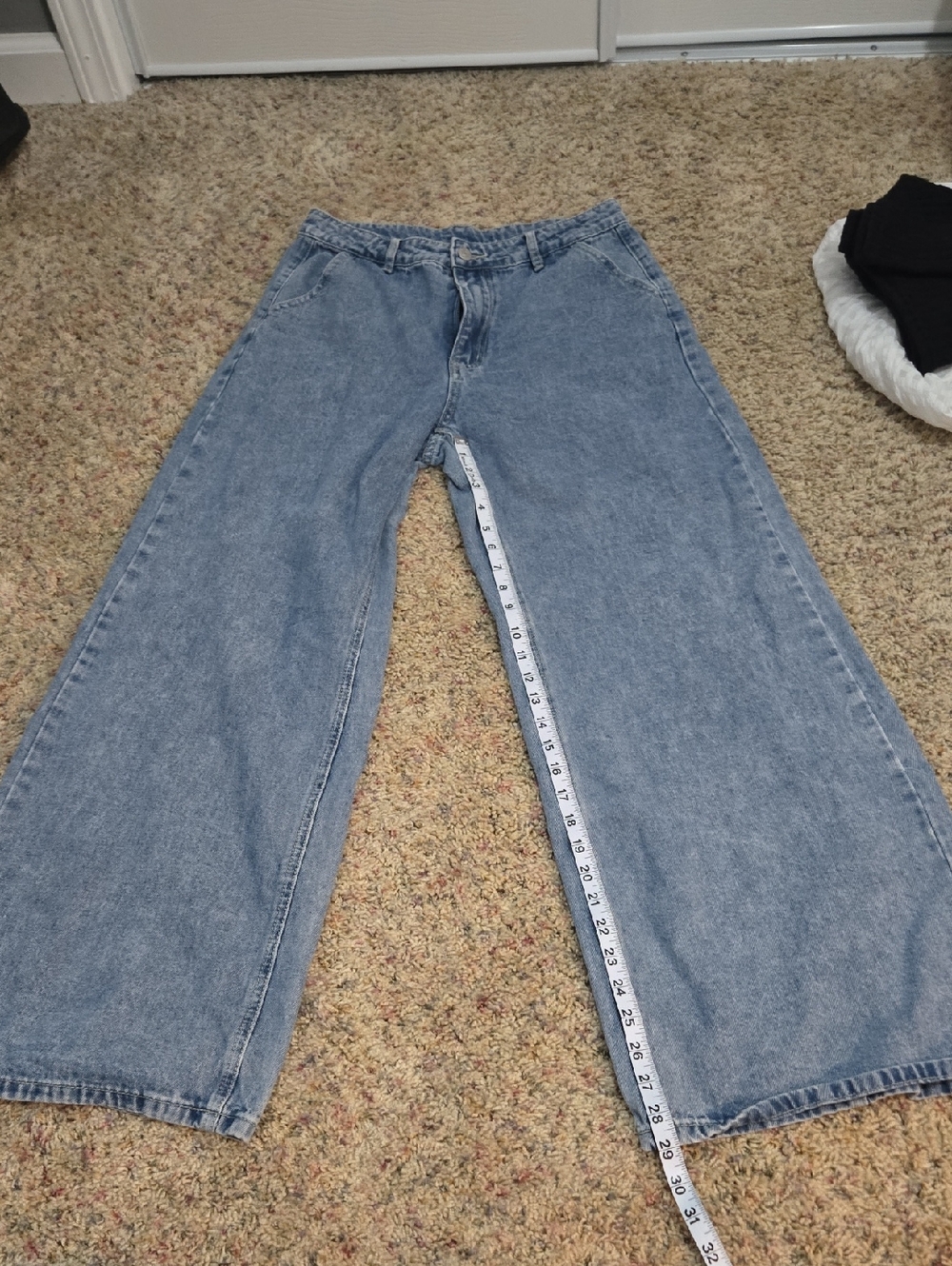 SHEIN Light Blue Wide Leg Jeans